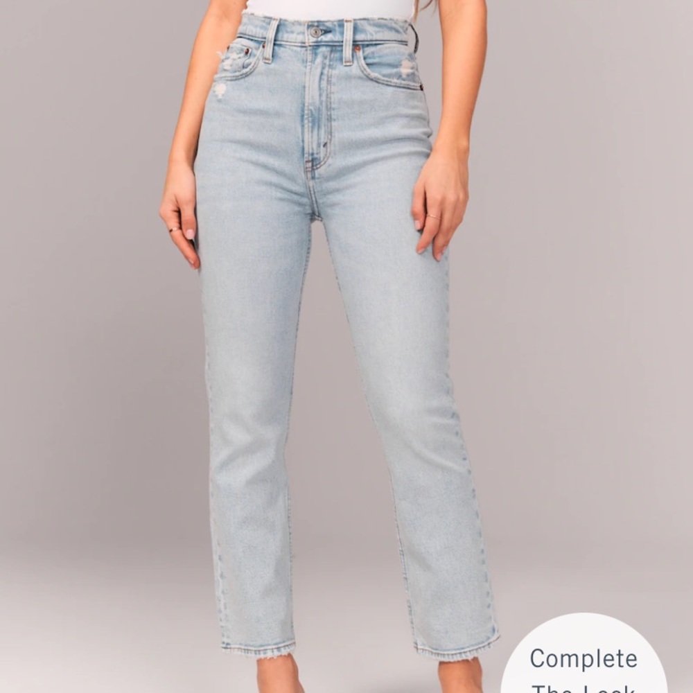 A&F Ankle Straight Ultra High Rise Curve Love